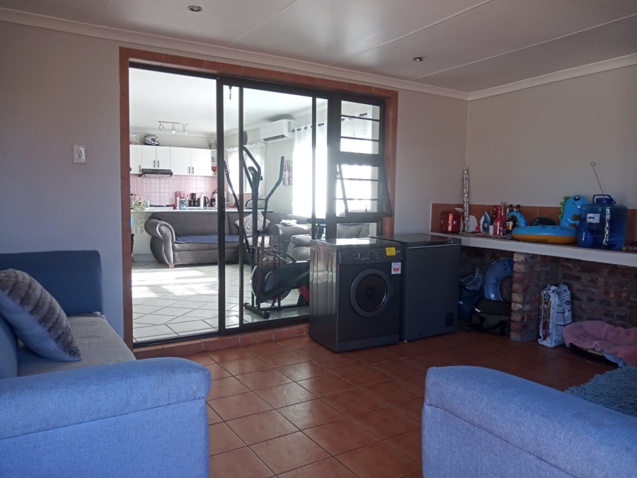 2 Bedroom Property for Sale in Manor Heights Eastern Cape